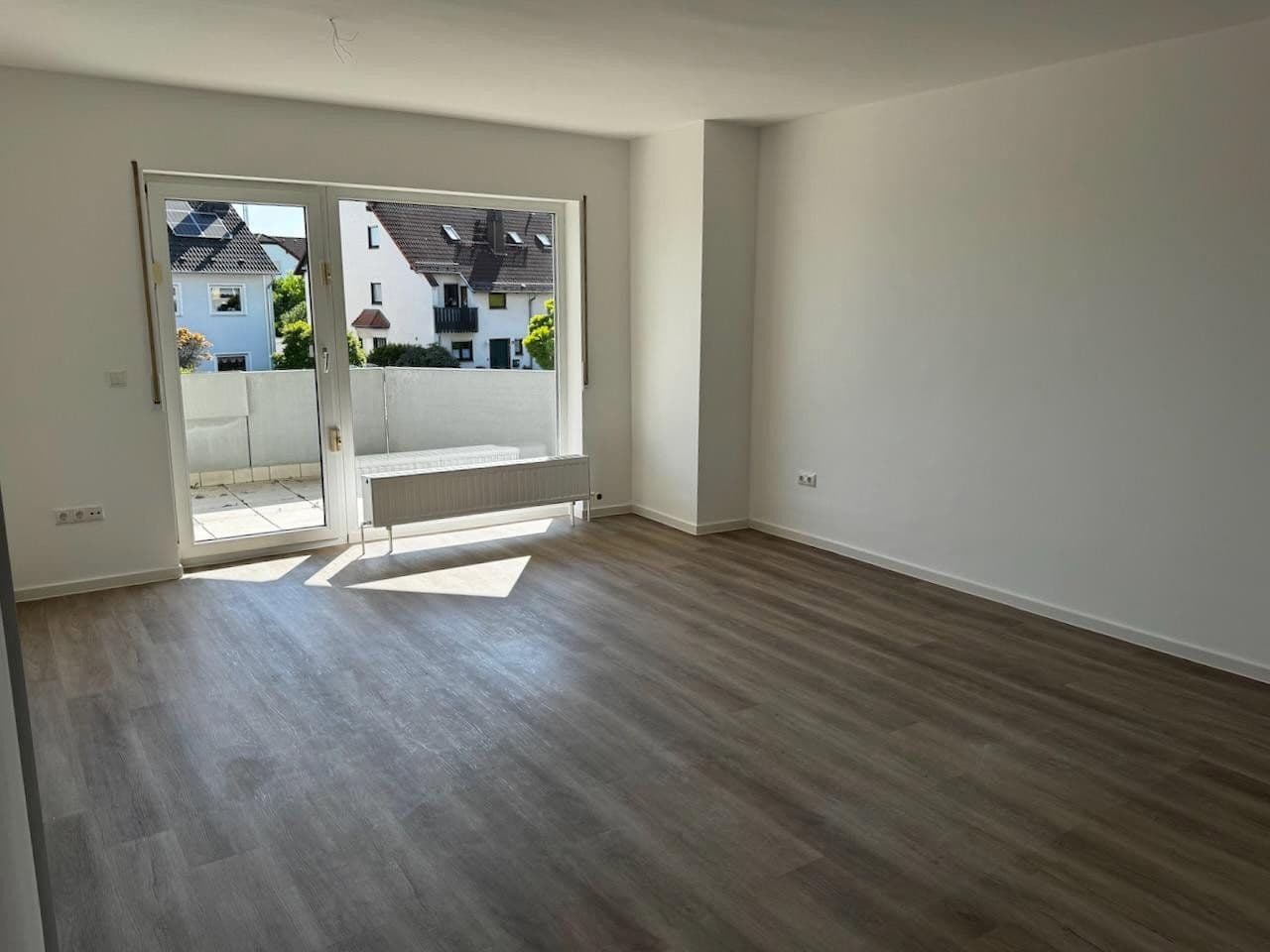 Prenájom bytu 3-izbový 83 m², Dietrich-Bonhoeffer-Str 14, Oberursel (Taunus), Hesensko Prenájom bytu 3-izbový 83 m², Dietrich-Bonhoeffer-Str 14, Oberursel (Taunus), Hesensko