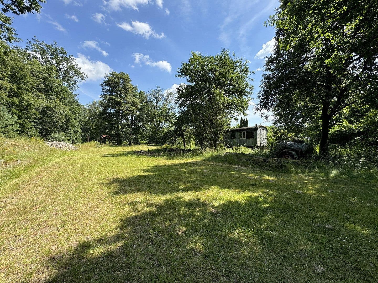 Predaj domu 230 m², pozemek 7.600 m², Munster, Dolné Sasko Predaj domu 230 m², pozemek 7.600 m², Munster, Dolné Sasko
