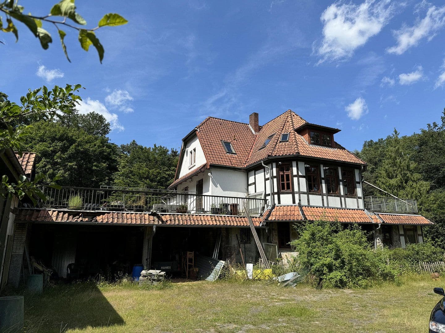 Predaj domu 230 m², pozemek 7.600 m², Munster, Dolné Sasko Predaj domu 230 m², pozemek 7.600 m², Munster, Dolné Sasko