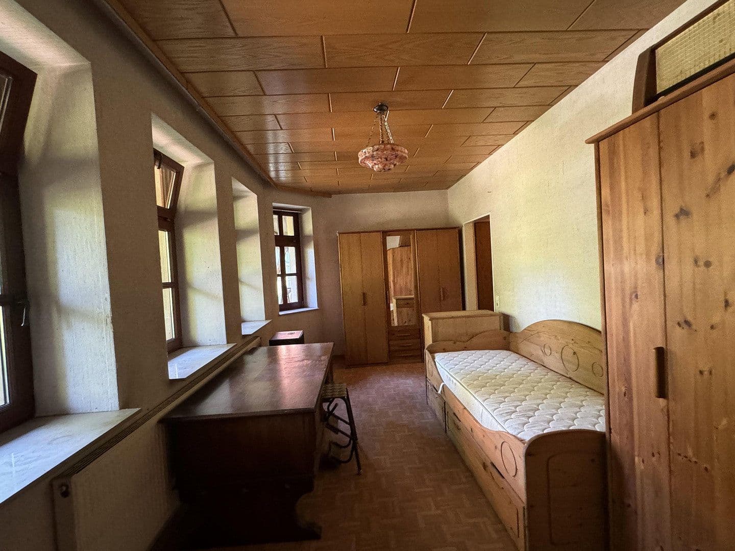 Predaj domu 230 m², pozemek 7.600 m², Munster, Dolné Sasko Predaj domu 230 m², pozemek 7.600 m², Munster, Dolné Sasko