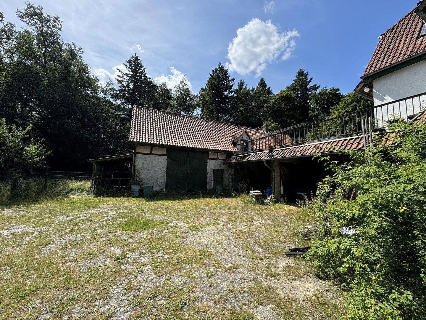 Predaj domu 230 m², pozemek 7.600 m², Munster, Dolné Sasko Predaj domu 230 m², pozemek 7.600 m², Munster, Dolné Sasko
