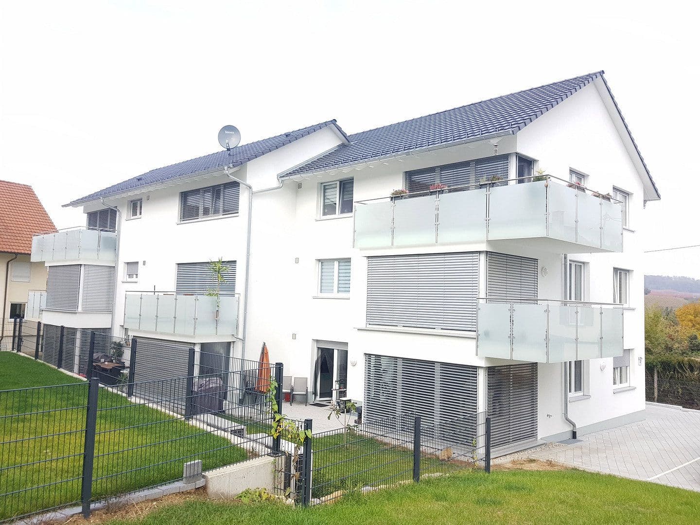 Prenájom bytu 3-izbový 73 m², Schliengen, Bádensko-Wurttembersko Prenájom bytu 3-izbový 73 m², Schliengen, Bádensko-Wurttembersko