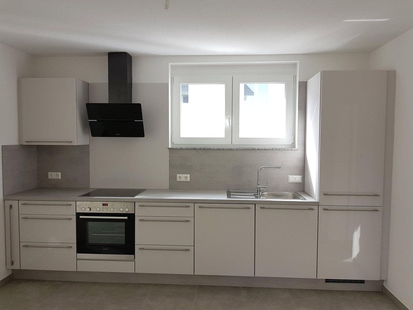 Prenájom bytu 3-izbový 73 m², Schliengen, Bádensko-Wurttembersko Prenájom bytu 3-izbový 73 m², Schliengen, Bádensko-Wurttembersko