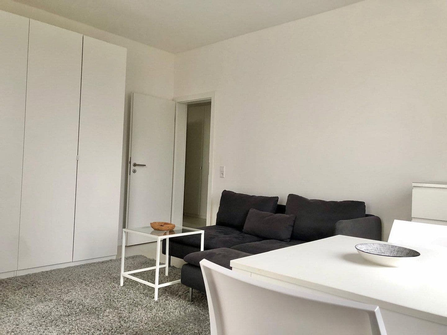 Prenájom bytu 2-izbový 54 m², Stuttgart, Bádensko-Wurttembersko Prenájom bytu 2-izbový 54 m², Stuttgart, Bádensko-Wurttembersko
