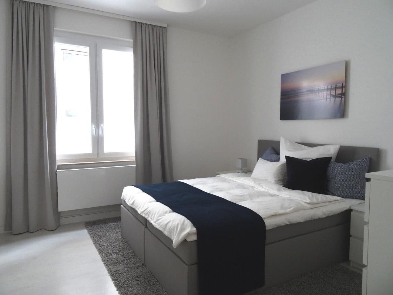 Prenájom bytu 2-izbový 54 m², Stuttgart, Bádensko-Wurttembersko Prenájom bytu 2-izbový 54 m², Stuttgart, Bádensko-Wurttembersko
