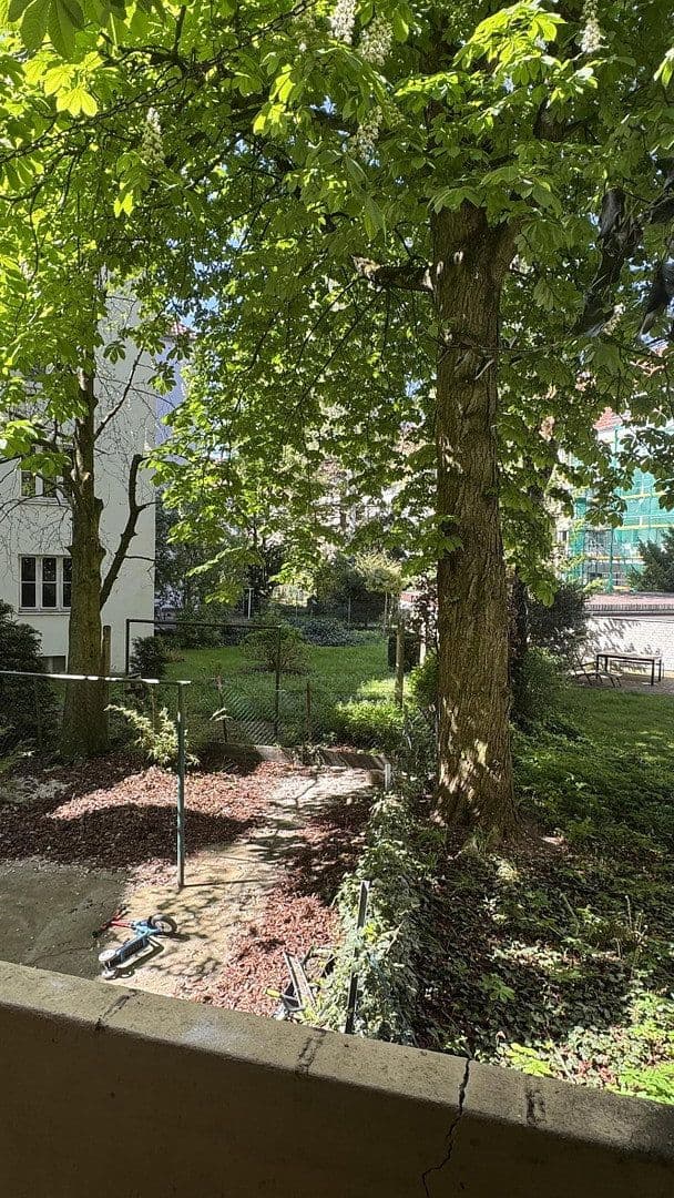 Prenájom bytu 6-izbový 160 m², Hannover, Dolné Sasko Prenájom bytu 6-izbový 160 m², Hannover, Dolné Sasko