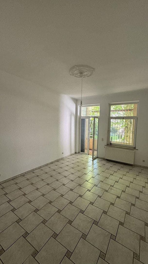 Prenájom bytu 6-izbový 160 m², Hannover, Dolné Sasko Prenájom bytu 6-izbový 160 m², Hannover, Dolné Sasko