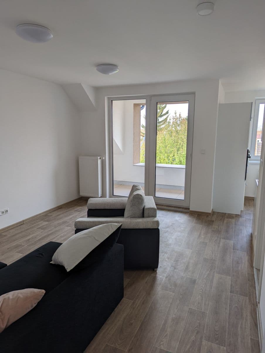 Prenájom bytu 3-izbový 60 m², Skorkovského, Brno, Jihomoravský kraj Prenájom bytu 3-izbový 60 m², Skorkovského, Brno, Jihomoravský kraj