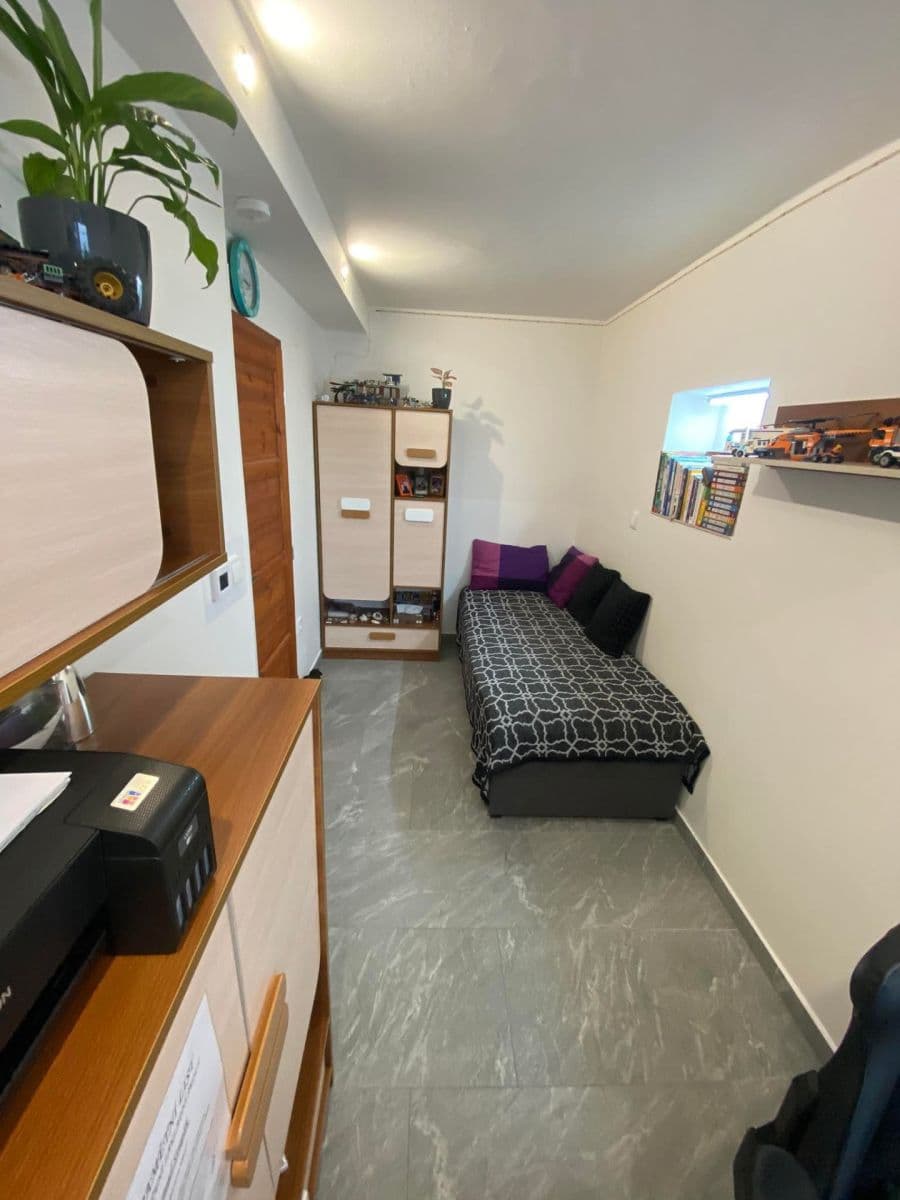 Prenájom bytu 3-izbový 68 m², Na Výsluní, Hradec Králové, Královéhradecký kraj Prenájom bytu 3-izbový 68 m², Na Výsluní, Hradec Králové, Královéhradecký kraj