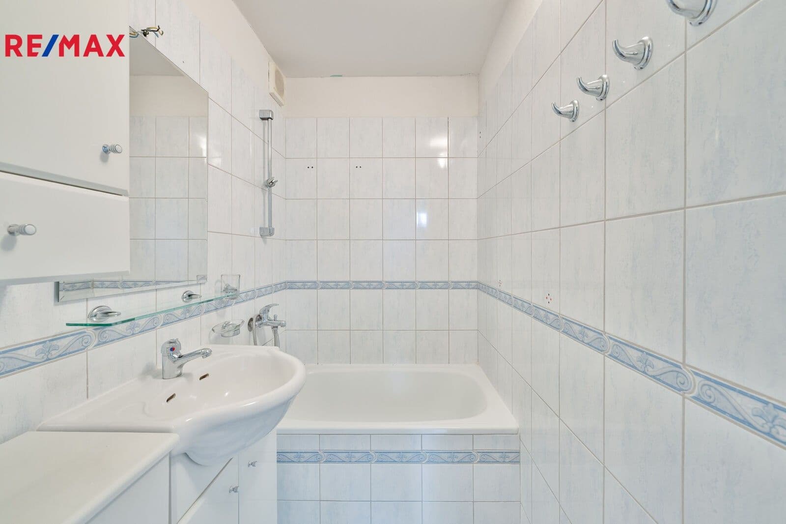 Prenájom bytu 2-izbový 43 m², Berlínská, Tábor, Jihočeský kraj Prenájom bytu 2-izbový 43 m², Berlínská, Tábor, Jihočeský kraj
