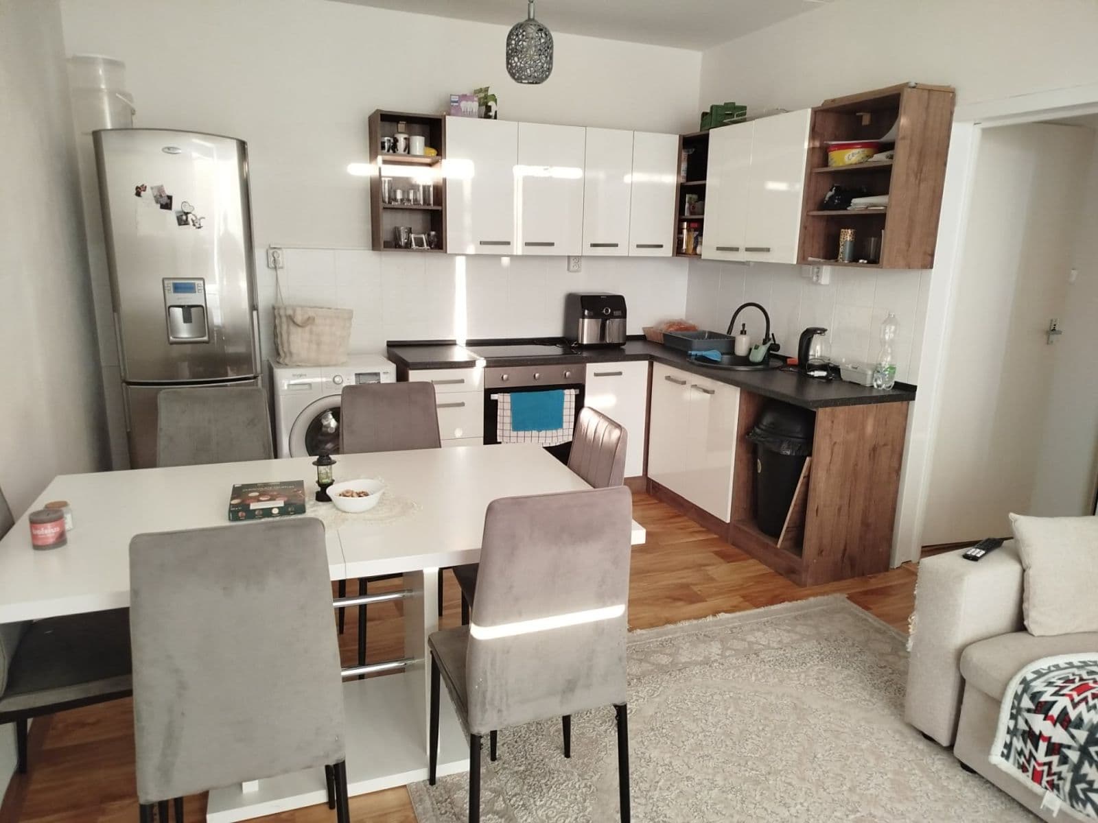 Prenájom bytu 2-izbový 43 m², Berlínská, Tábor, Jihočeský kraj Prenájom bytu 2-izbový 43 m², Berlínská, Tábor, Jihočeský kraj