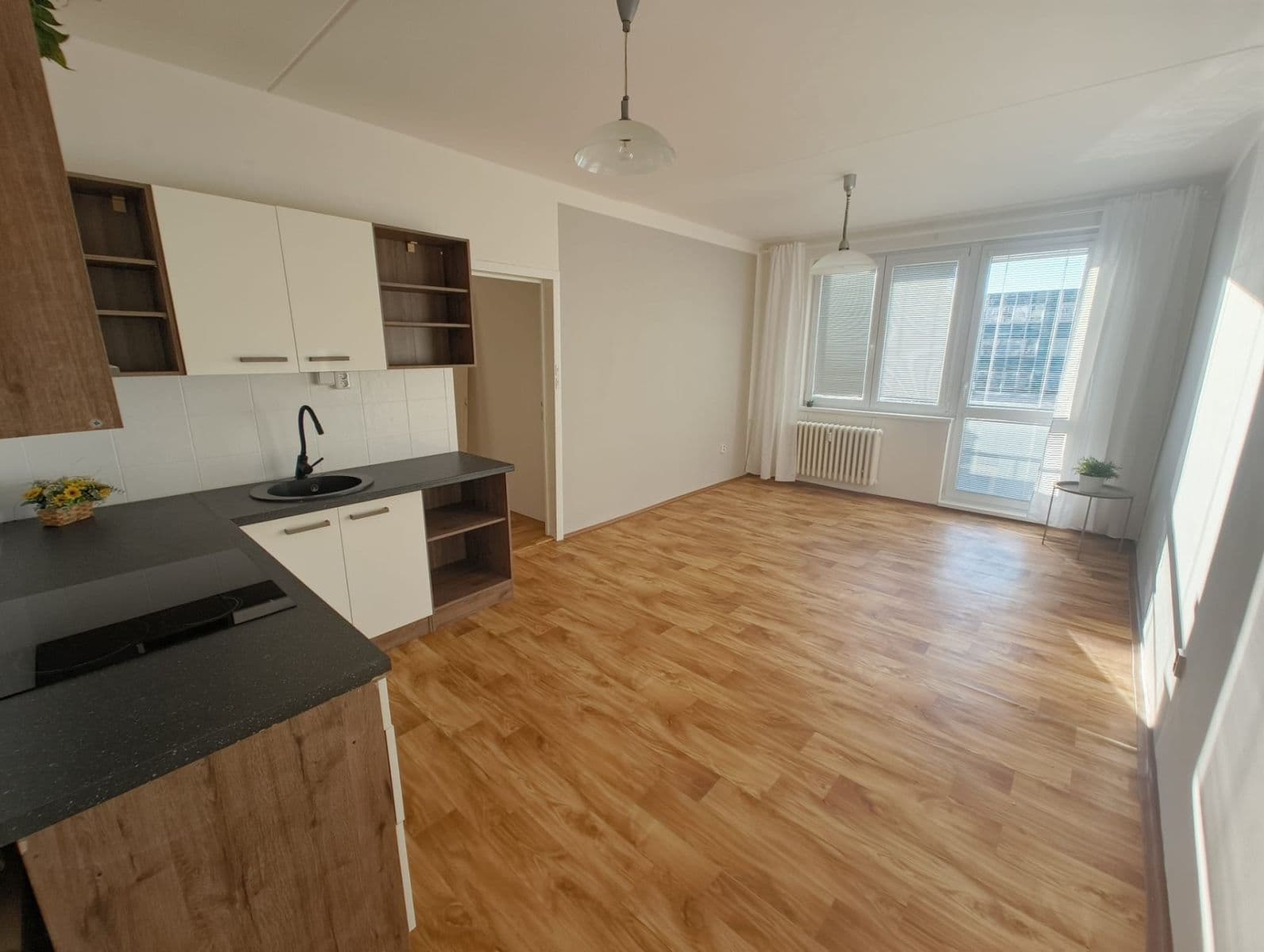 Prenájom bytu 2-izbový 43 m², Berlínská, Tábor, Jihočeský kraj Prenájom bytu 2-izbový 43 m², Berlínská, Tábor, Jihočeský kraj