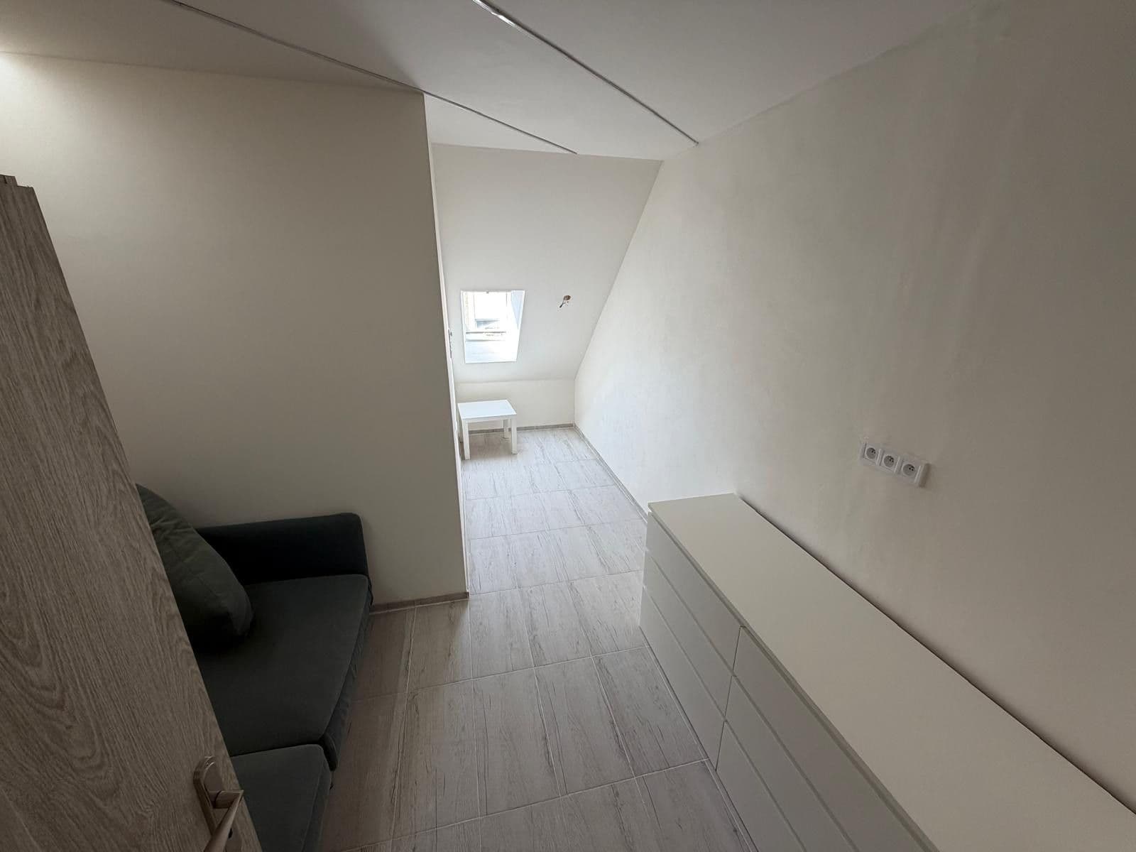 Prenájom bytu 2-izbový 55 m², Na Jarově, Praha, Praha Prenájom bytu 2-izbový 55 m², Na Jarově, Praha, Praha