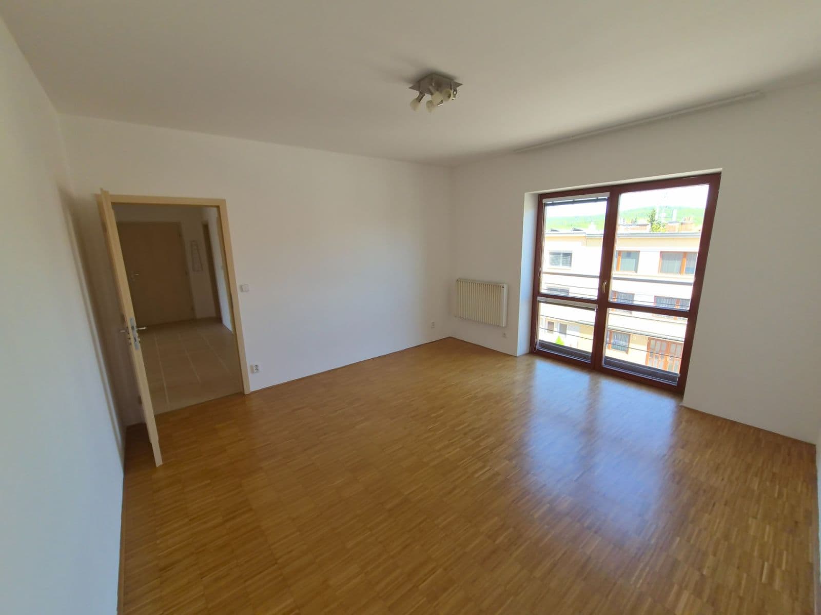 Prenájom bytu 3-izbový 111 m², Vránova, Brno, Jihomoravský kraj Prenájom bytu 3-izbový 111 m², Vránova, Brno, Jihomoravský kraj
