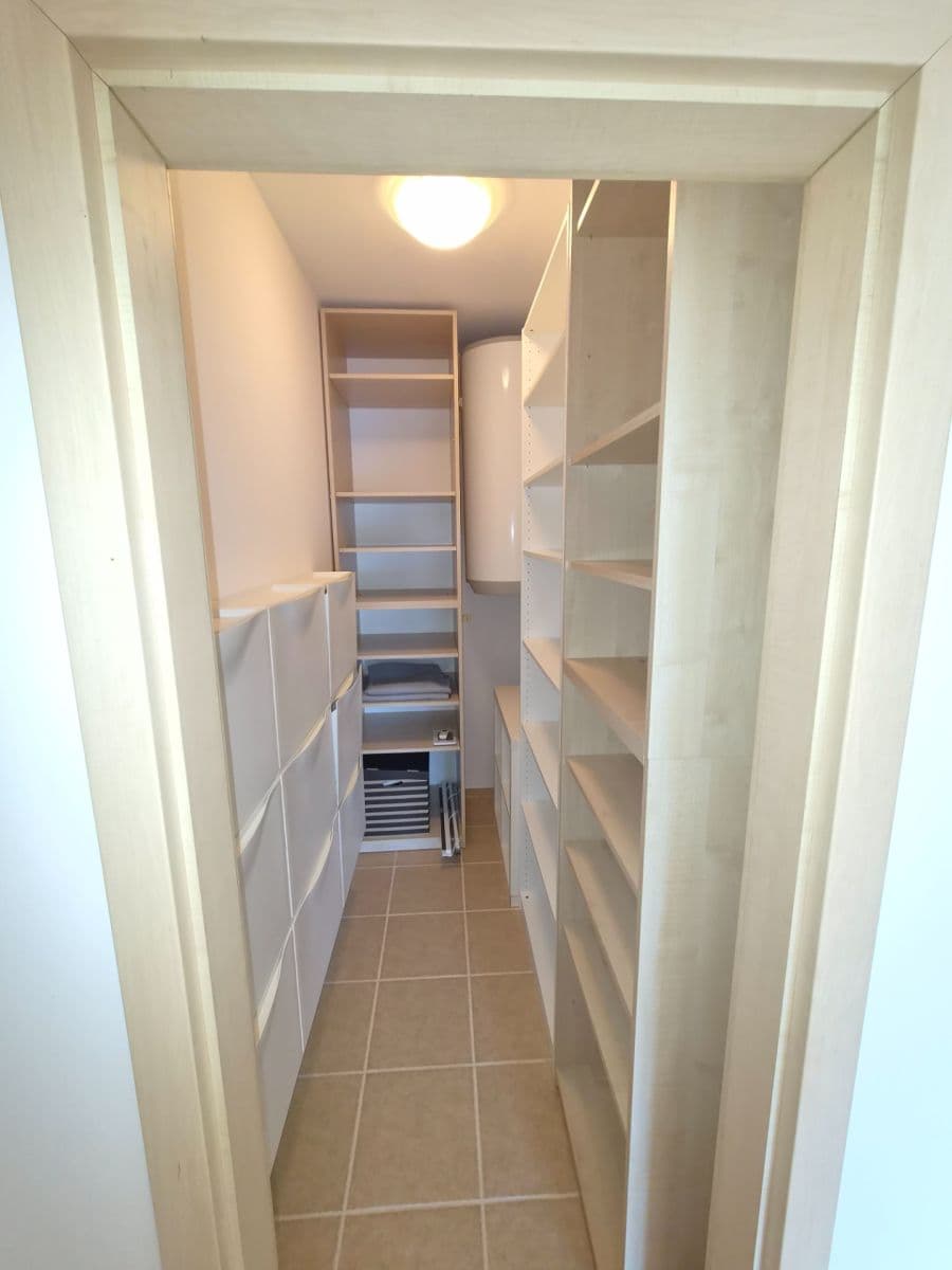 Prenájom bytu 3-izbový 111 m², Vránova, Brno, Jihomoravský kraj Prenájom bytu 3-izbový 111 m², Vránova, Brno, Jihomoravský kraj
