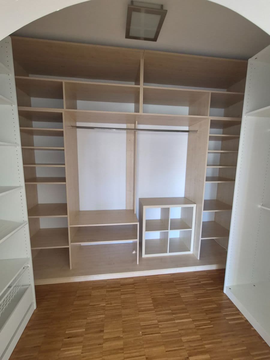 Prenájom bytu 3-izbový 111 m², Vránova, Brno, Jihomoravský kraj Prenájom bytu 3-izbový 111 m², Vránova, Brno, Jihomoravský kraj
