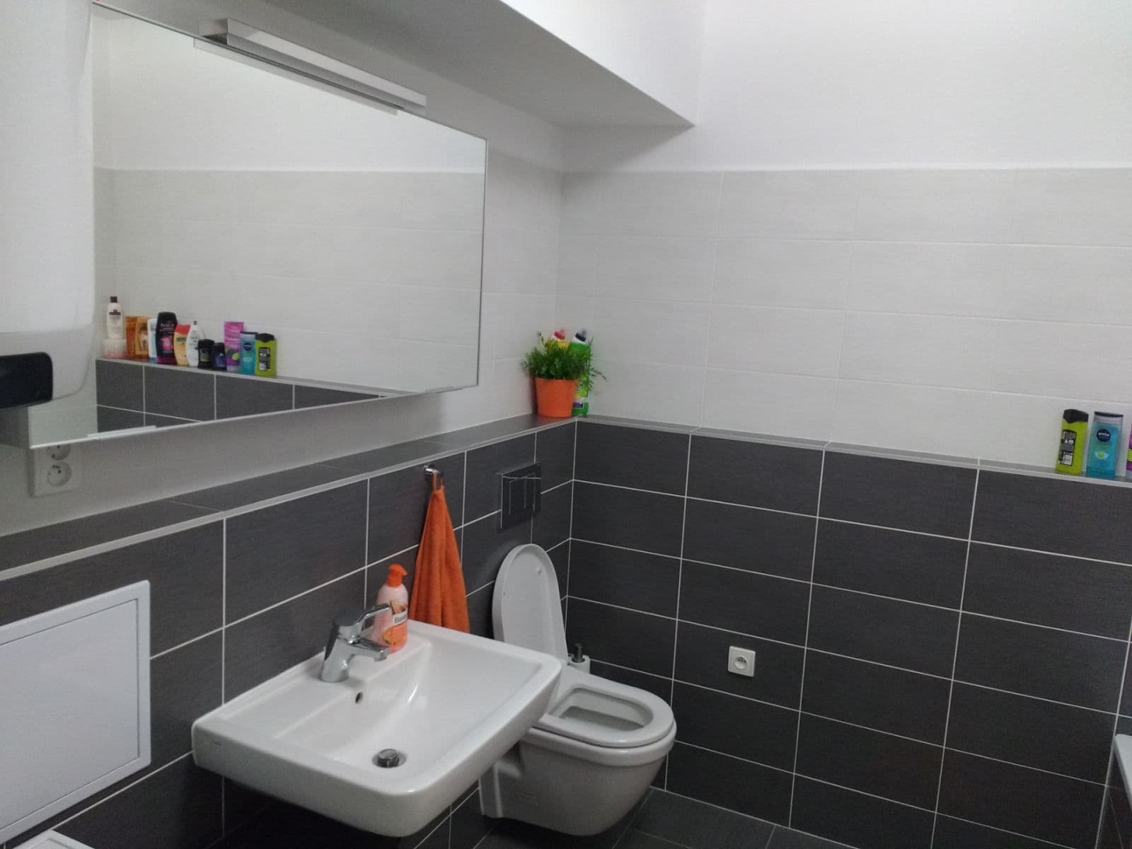 Predaj bytu 2-izbový 62 m², Mirešická, Jinočany, Středočeský kraj Predaj bytu 2-izbový 62 m², Mirešická, Jinočany, Středočeský kraj