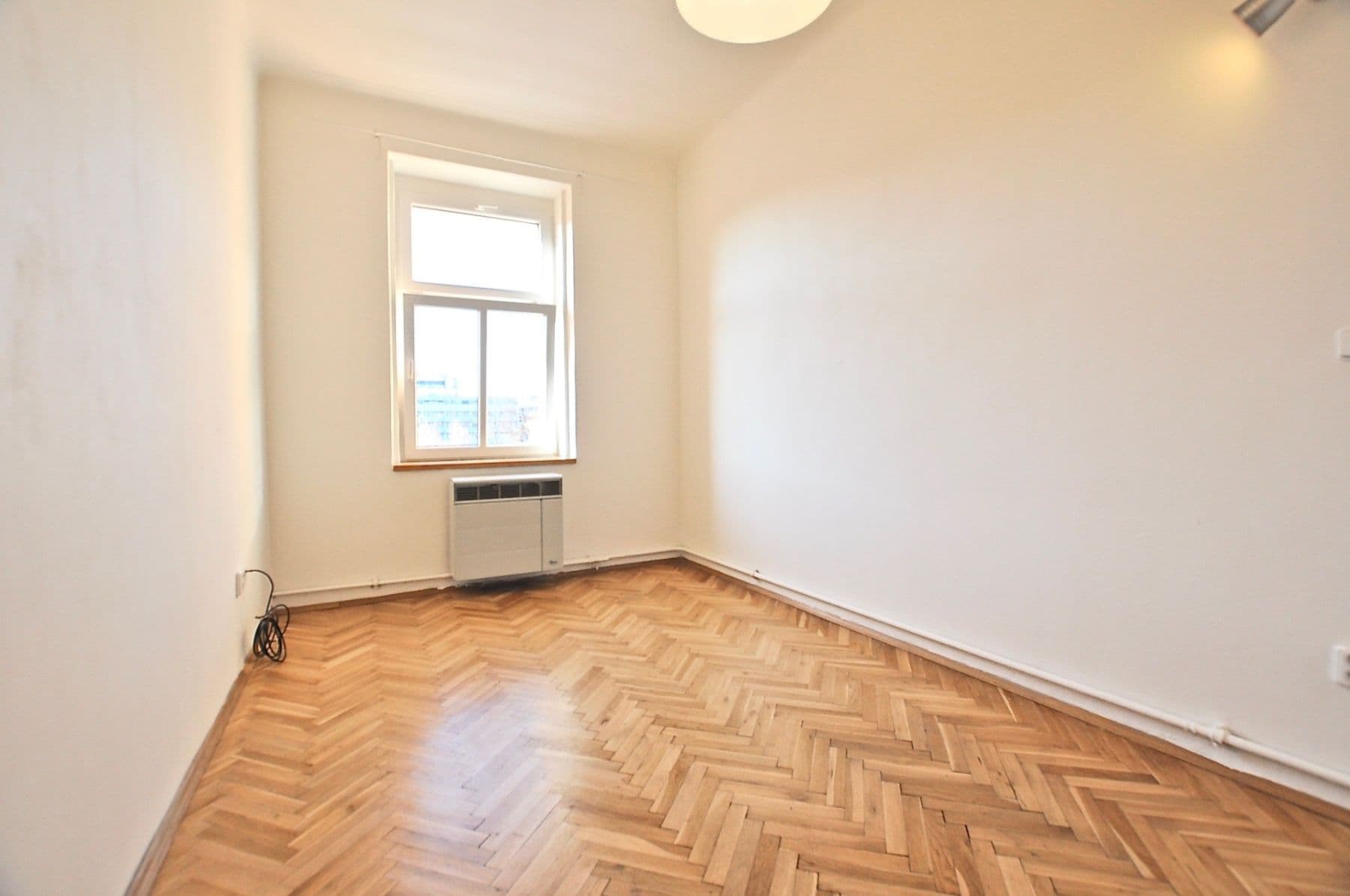 Predaj bytu 2-izbový 40 m², Komunardů, Praha, Praha Predaj bytu 2-izbový 40 m², Komunardů, Praha, Praha