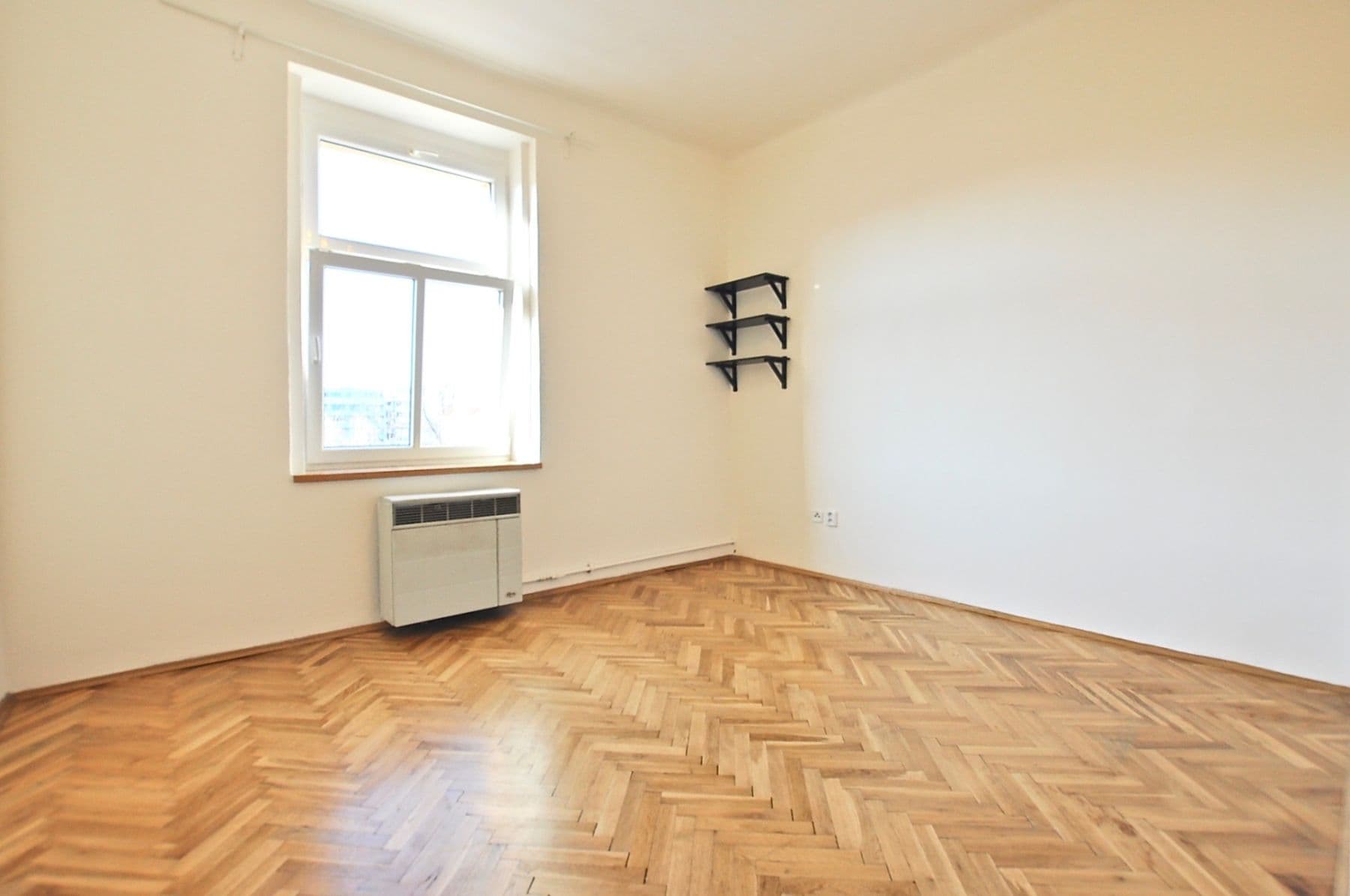 Predaj bytu 2-izbový 40 m², Komunardů, Praha, Praha Predaj bytu 2-izbový 40 m², Komunardů, Praha, Praha