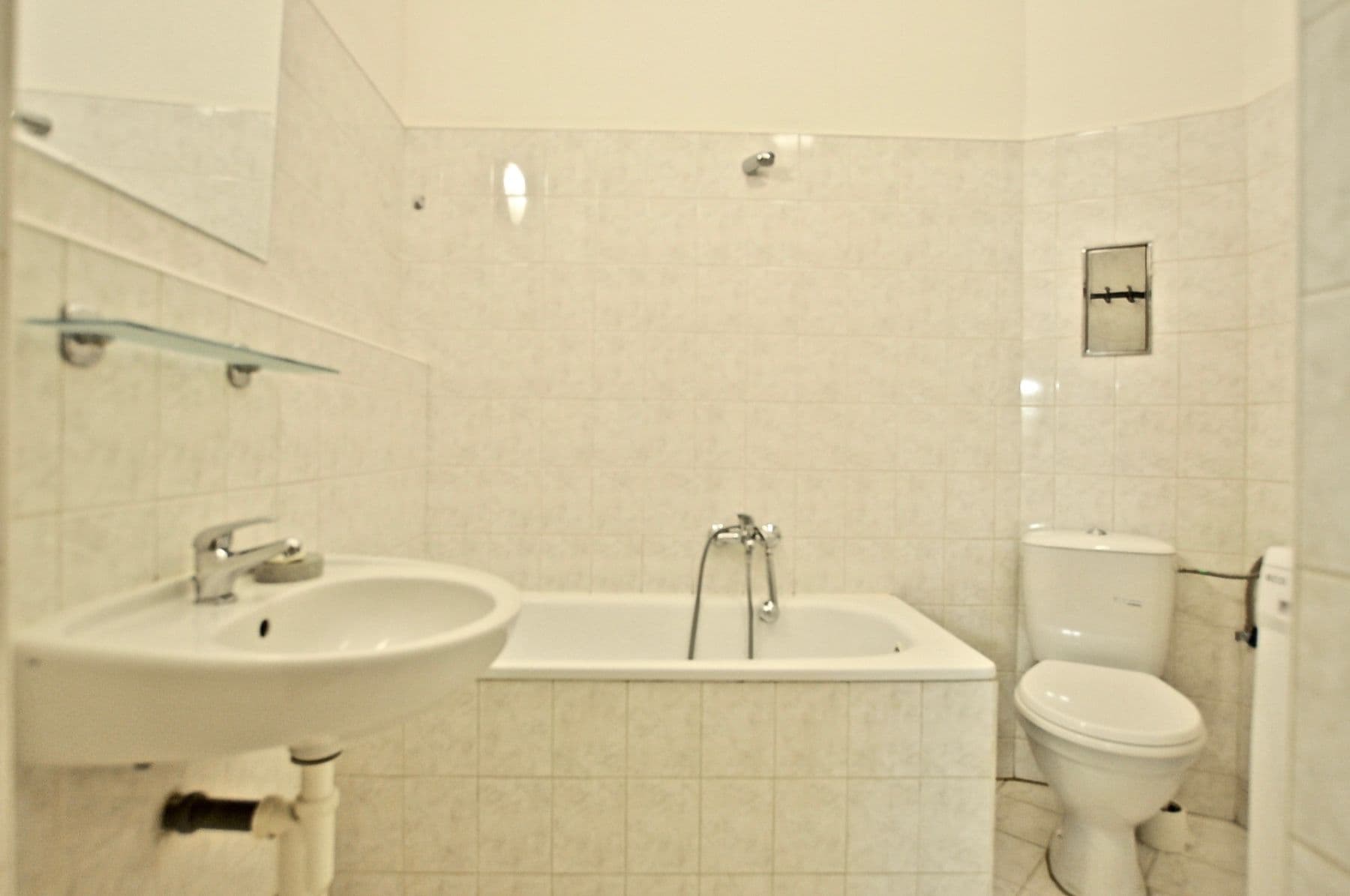 Predaj bytu 2-izbový 40 m², Komunardů, Praha, Praha Predaj bytu 2-izbový 40 m², Komunardů, Praha, Praha