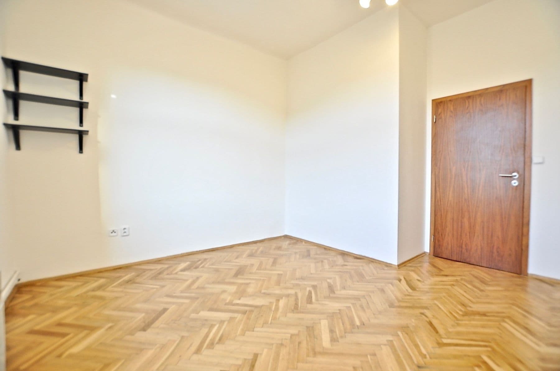Predaj bytu 2-izbový 40 m², Komunardů, Praha, Praha Predaj bytu 2-izbový 40 m², Komunardů, Praha, Praha