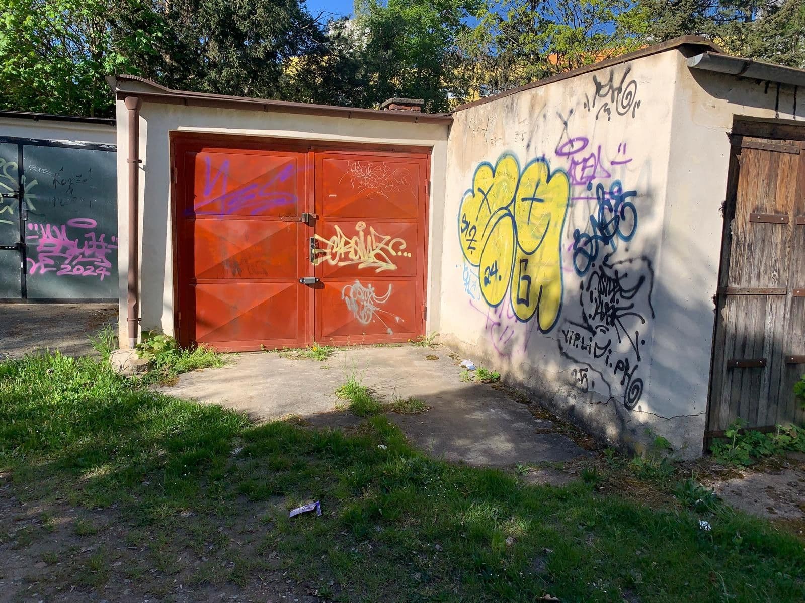 Prenájom garáže 18 m², Školní, Praha, Praha Prenájom garáže 18 m², Školní, Praha, Praha
