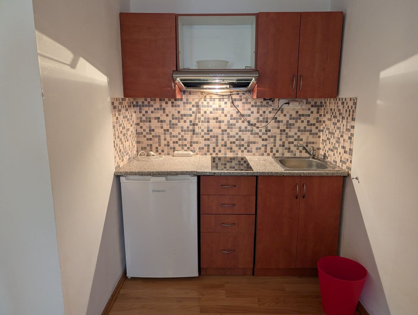 Prenájom bytu 1-izbový 14 m², Pivoňkova, Brno, Jihomoravský kraj Prenájom bytu 1-izbový 14 m², Pivoňkova, Brno, Jihomoravský kraj