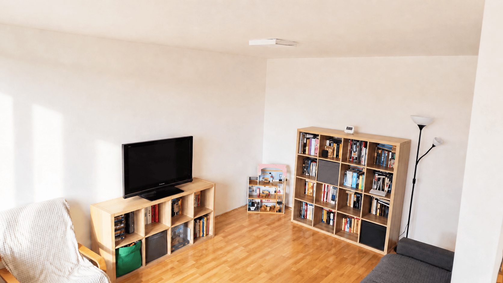 Prenájom bytu 3-izbový 77 m², sídliště Osvobození, Lednice, Jihomoravský kraj Prenájom bytu 3-izbový 77 m², sídliště Osvobození, Lednice, Jihomoravský kraj
