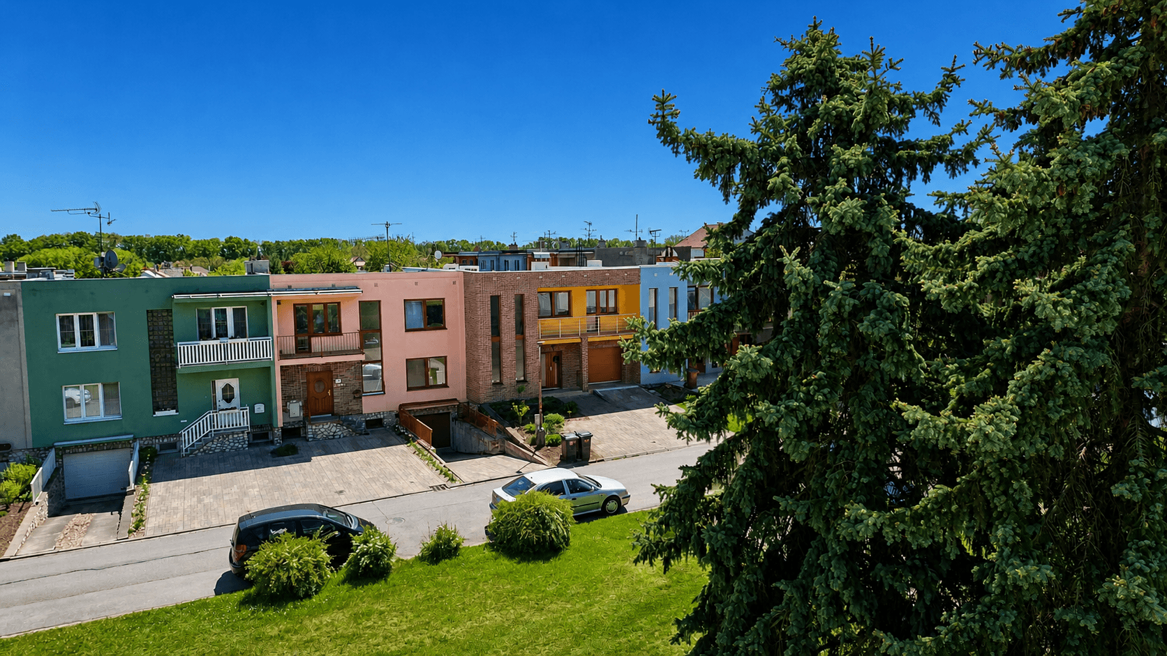 Prenájom bytu 3-izbový 77 m², sídliště Osvobození, Lednice, Jihomoravský kraj Prenájom bytu 3-izbový 77 m², sídliště Osvobození, Lednice, Jihomoravský kraj