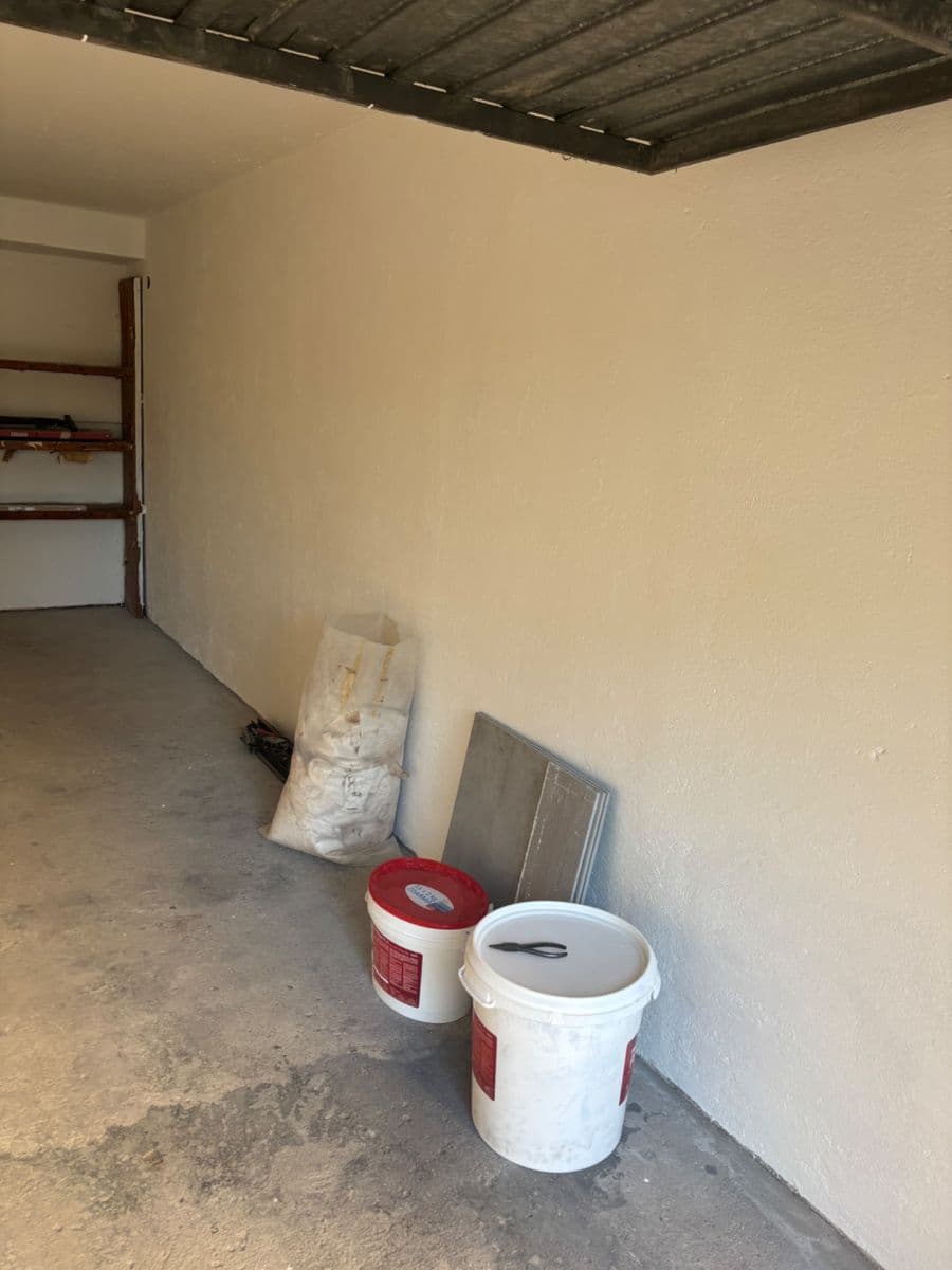 Prenájom garáže 17 m², V Dolině, Praha, Praha Prenájom garáže 17 m², V Dolině, Praha, Praha