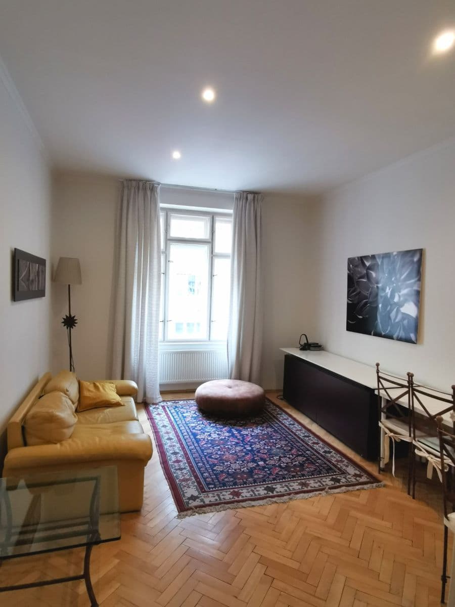 Prenájom bytu 2-izbový 50 m², Na Výtoni, Praha, Praha Prenájom bytu 2-izbový 50 m², Na Výtoni, Praha, Praha