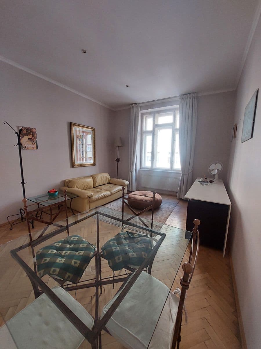 Prenájom bytu 2-izbový 50 m², Na Výtoni, Praha, Praha Prenájom bytu 2-izbový 50 m², Na Výtoni, Praha, Praha