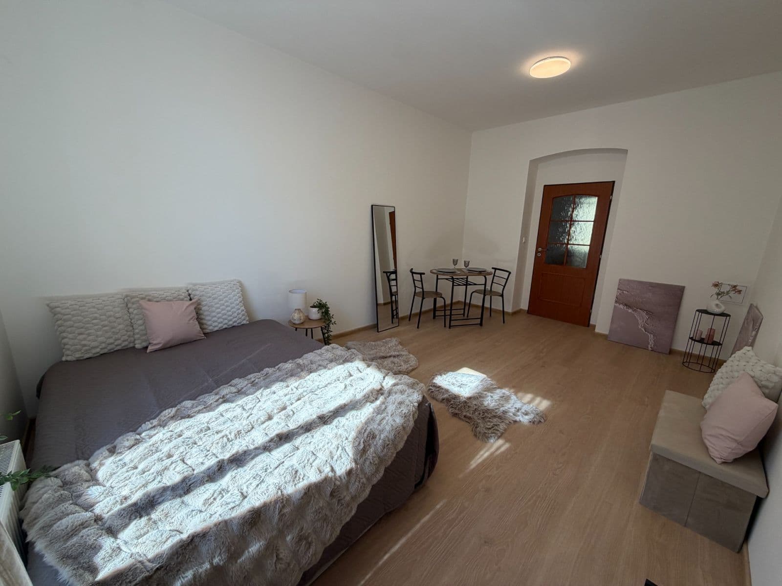 Predaj bytu 1-izbový 27 m², Krátká, Plzeň, Plzeňský kraj Predaj bytu 1-izbový 27 m², Krátká, Plzeň, Plzeňský kraj