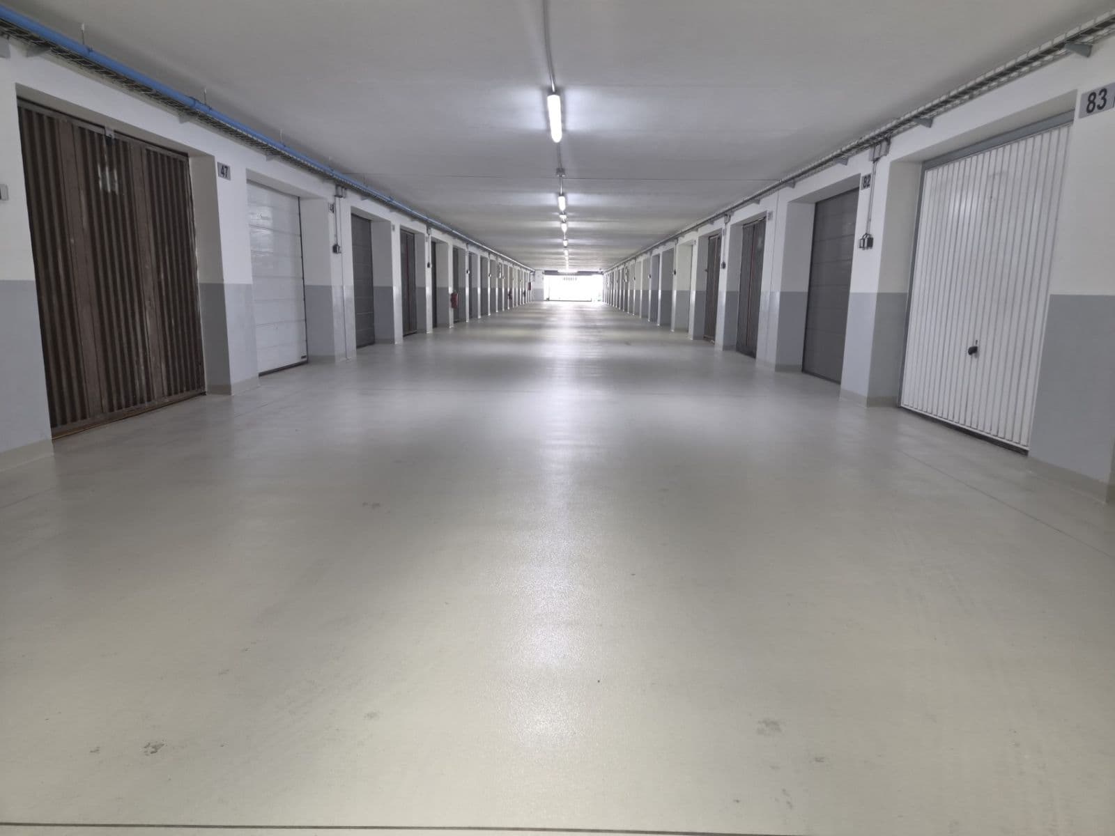 Prenájom garáže 17 m², Chalupkova, Praha, Praha Prenájom garáže 17 m², Chalupkova, Praha, Praha
