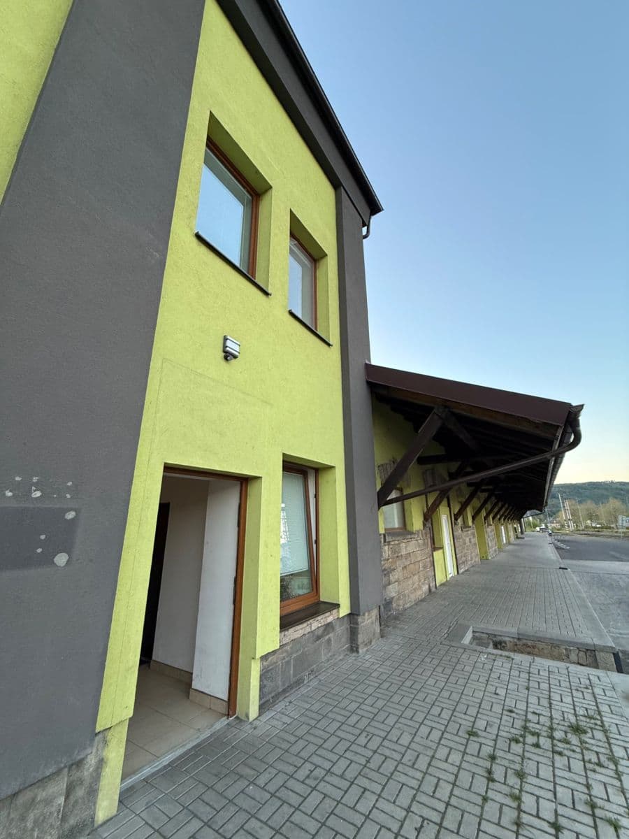 Prenájom bytu 2-izbový 46 m², Práce, Děčín, Ústecký kraj Prenájom bytu 2-izbový 46 m², Práce, Děčín, Ústecký kraj