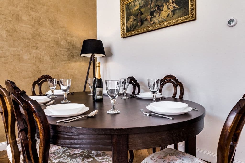 Prenájom bytu 91 m², Mikulandská, Praha, Praha Prenájom bytu 91 m², Mikulandská, Praha, Praha
