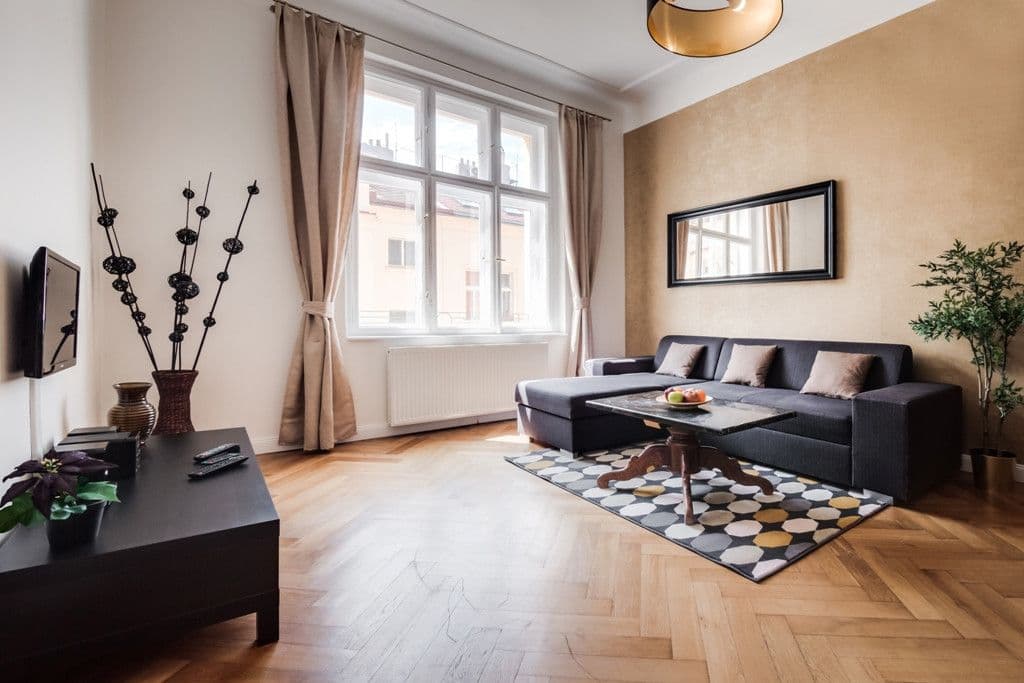 Prenájom bytu 91 m², Mikulandská, Praha, Praha Prenájom bytu 91 m², Mikulandská, Praha, Praha