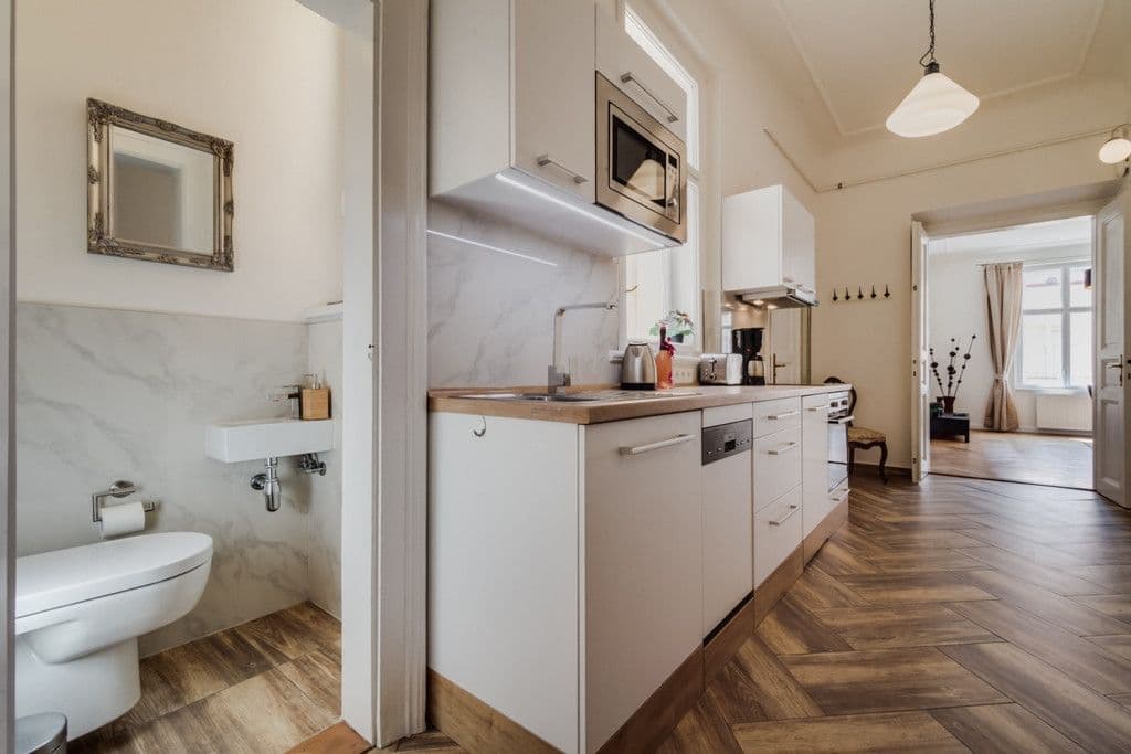 Prenájom bytu 91 m², Mikulandská, Praha, Praha Prenájom bytu 91 m², Mikulandská, Praha, Praha