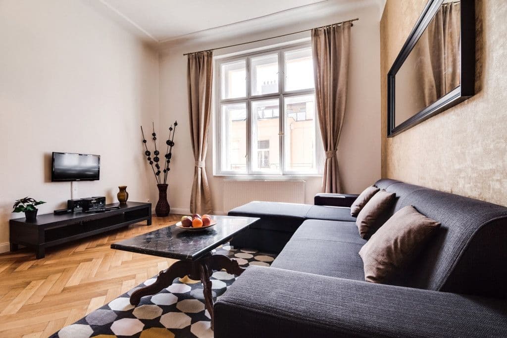 Prenájom bytu 91 m², Mikulandská, Praha, Praha Prenájom bytu 91 m², Mikulandská, Praha, Praha