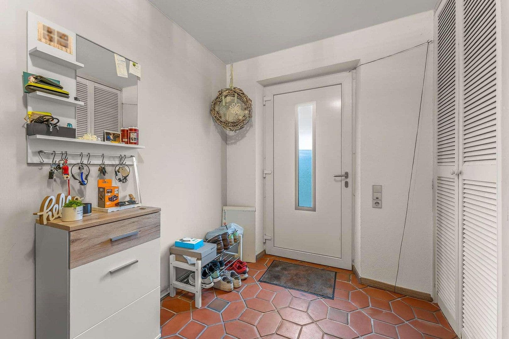Prenájom bytu 3-izbový 128 m², Deichstraße 122a, Berne, Dolné Sasko Prenájom bytu 3-izbový 128 m², Deichstraße 122a, Berne, Dolné Sasko