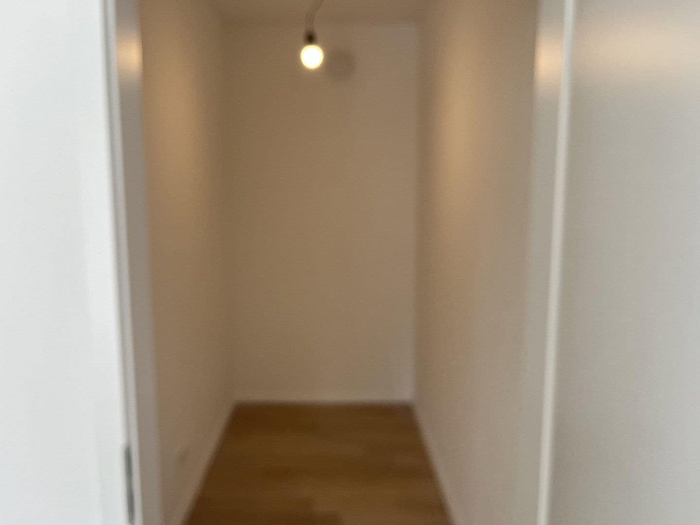 Prenájom bytu 3-izbový 110 m², Köln, Severné Porýnie - Westfálsko Prenájom bytu 3-izbový 110 m², Köln, Severné Porýnie - Westfálsko
