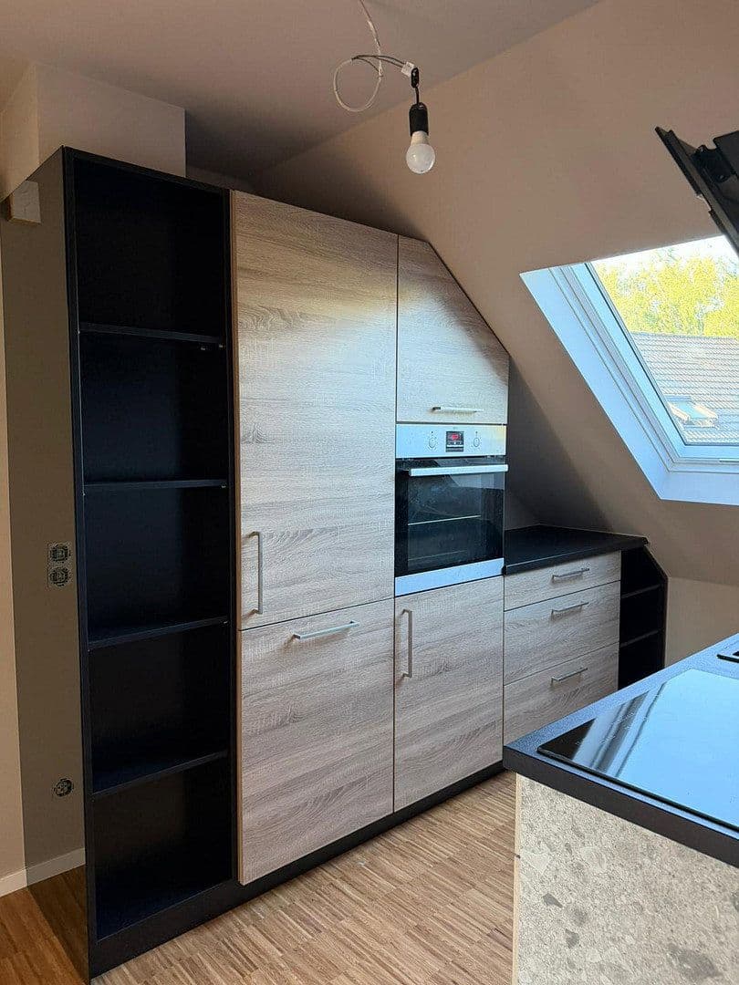 Prenájom bytu 3-izbový 22 m², Feldbergblick 2+4, Frankfurt am Main, Hesensko Prenájom bytu 3-izbový 22 m², Feldbergblick 2+4, Frankfurt am Main, Hesensko