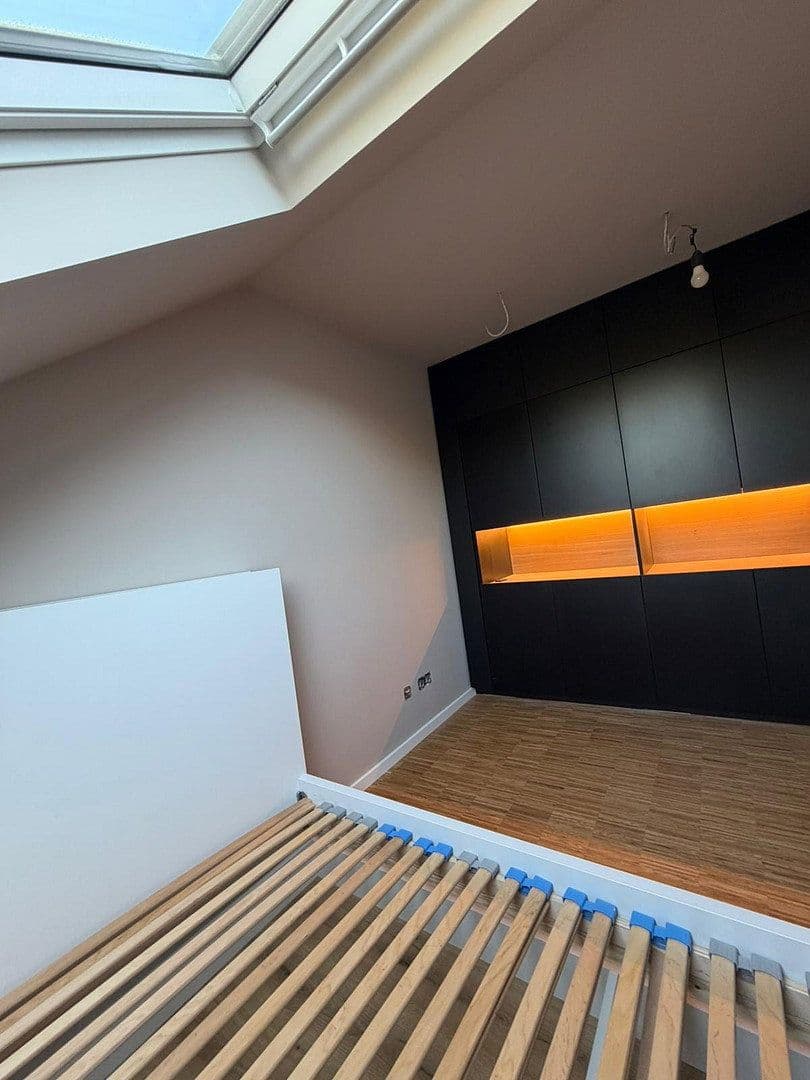Prenájom bytu 3-izbový 22 m², Feldbergblick 2+4, Frankfurt am Main, Hesensko Prenájom bytu 3-izbový 22 m², Feldbergblick 2+4, Frankfurt am Main, Hesensko