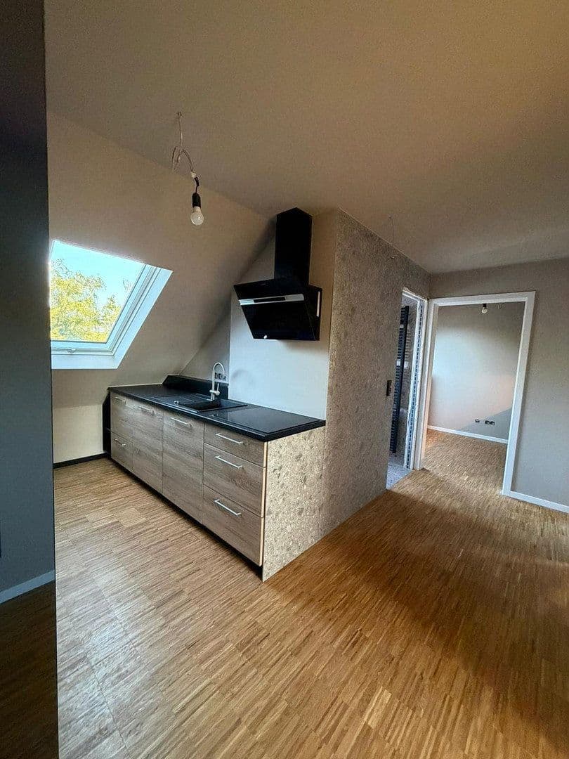 Prenájom bytu 3-izbový 22 m², Feldbergblick 2+4, Frankfurt am Main, Hesensko Prenájom bytu 3-izbový 22 m², Feldbergblick 2+4, Frankfurt am Main, Hesensko