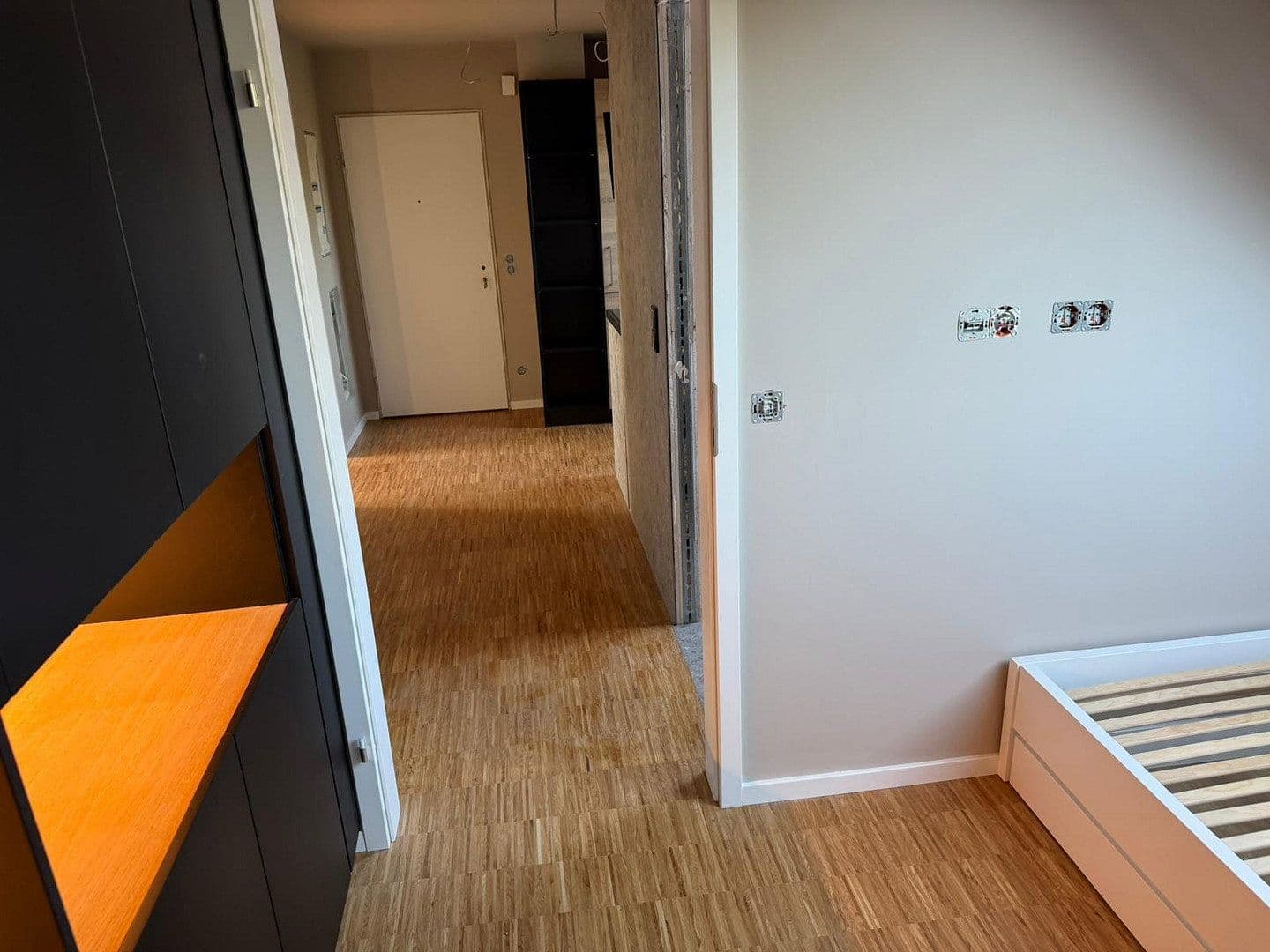 Prenájom bytu 3-izbový 22 m², Feldbergblick 2+4, Frankfurt am Main, Hesensko Prenájom bytu 3-izbový 22 m², Feldbergblick 2+4, Frankfurt am Main, Hesensko