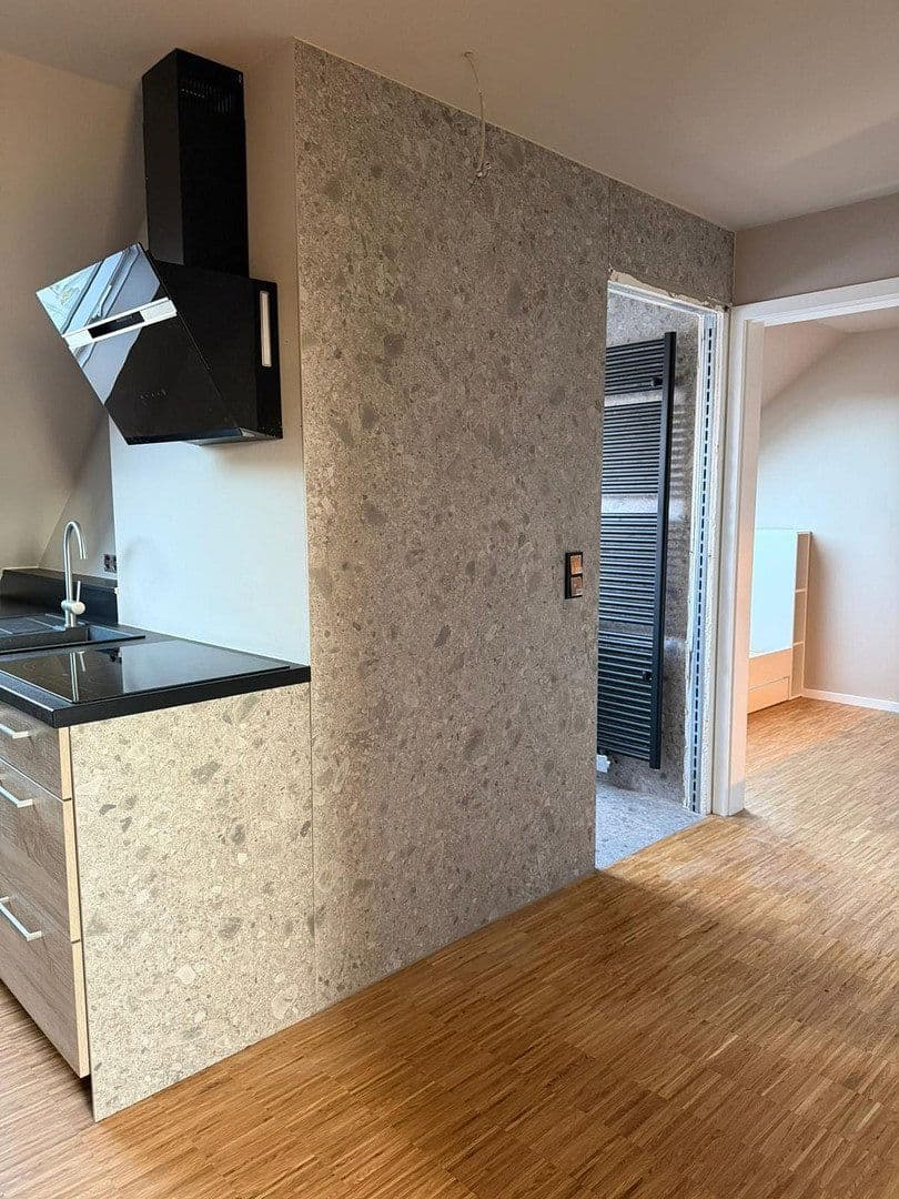 Prenájom bytu 3-izbový 22 m², Feldbergblick 2+4, Frankfurt am Main, Hesensko Prenájom bytu 3-izbový 22 m², Feldbergblick 2+4, Frankfurt am Main, Hesensko