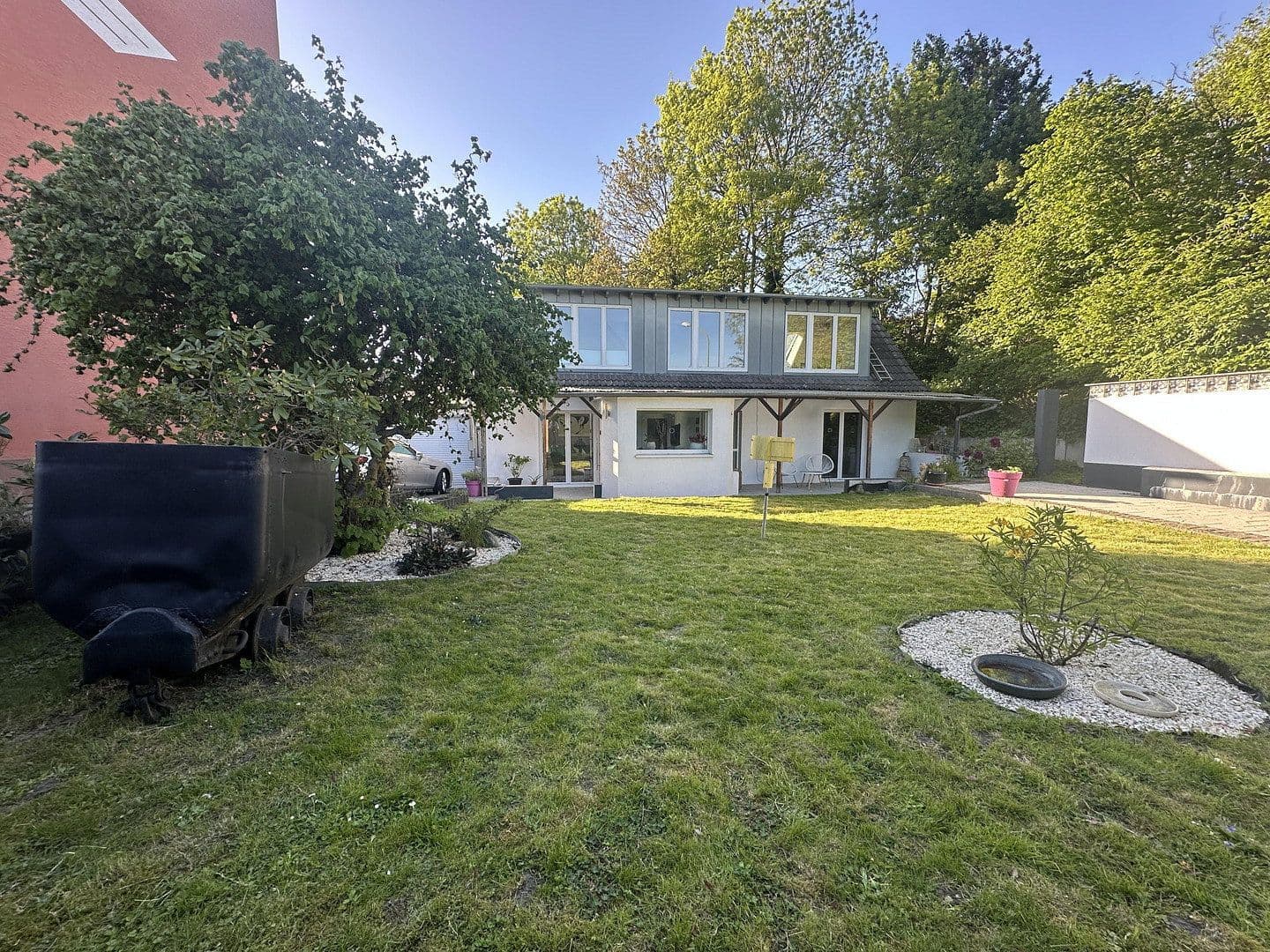 Prenájom domu 80 m², pozemek 359 m², Essen, Severné Porýnie - Westfálsko Prenájom domu 80 m², pozemek 359 m², Essen, Severné Porýnie - Westfálsko