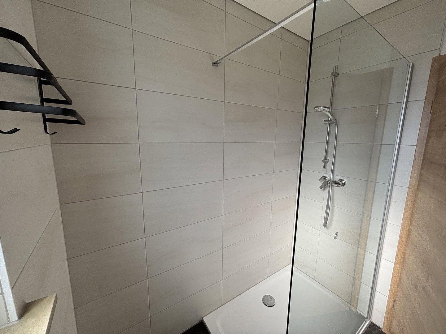 Prenájom bytu 3-izbový 120 m², Neustadt (Wied), Porýnie-Falcko Prenájom bytu 3-izbový 120 m², Neustadt (Wied), Porýnie-Falcko