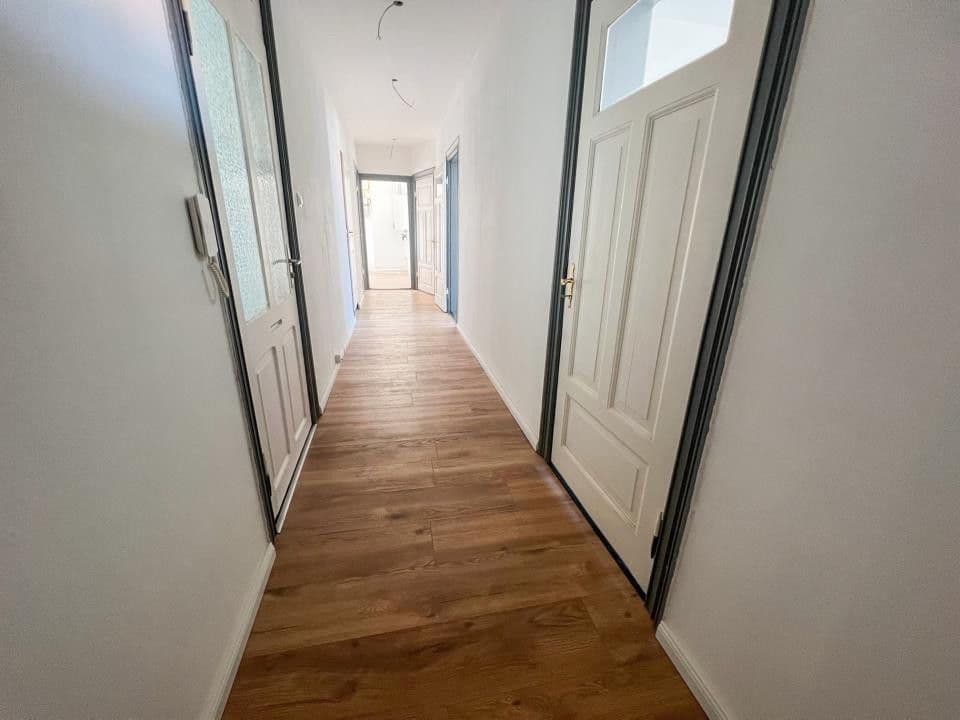 Prenájom bytu 3-izbový 88 m², Bremerhaven, Brémy Prenájom bytu 3-izbový 88 m², Bremerhaven, Brémy