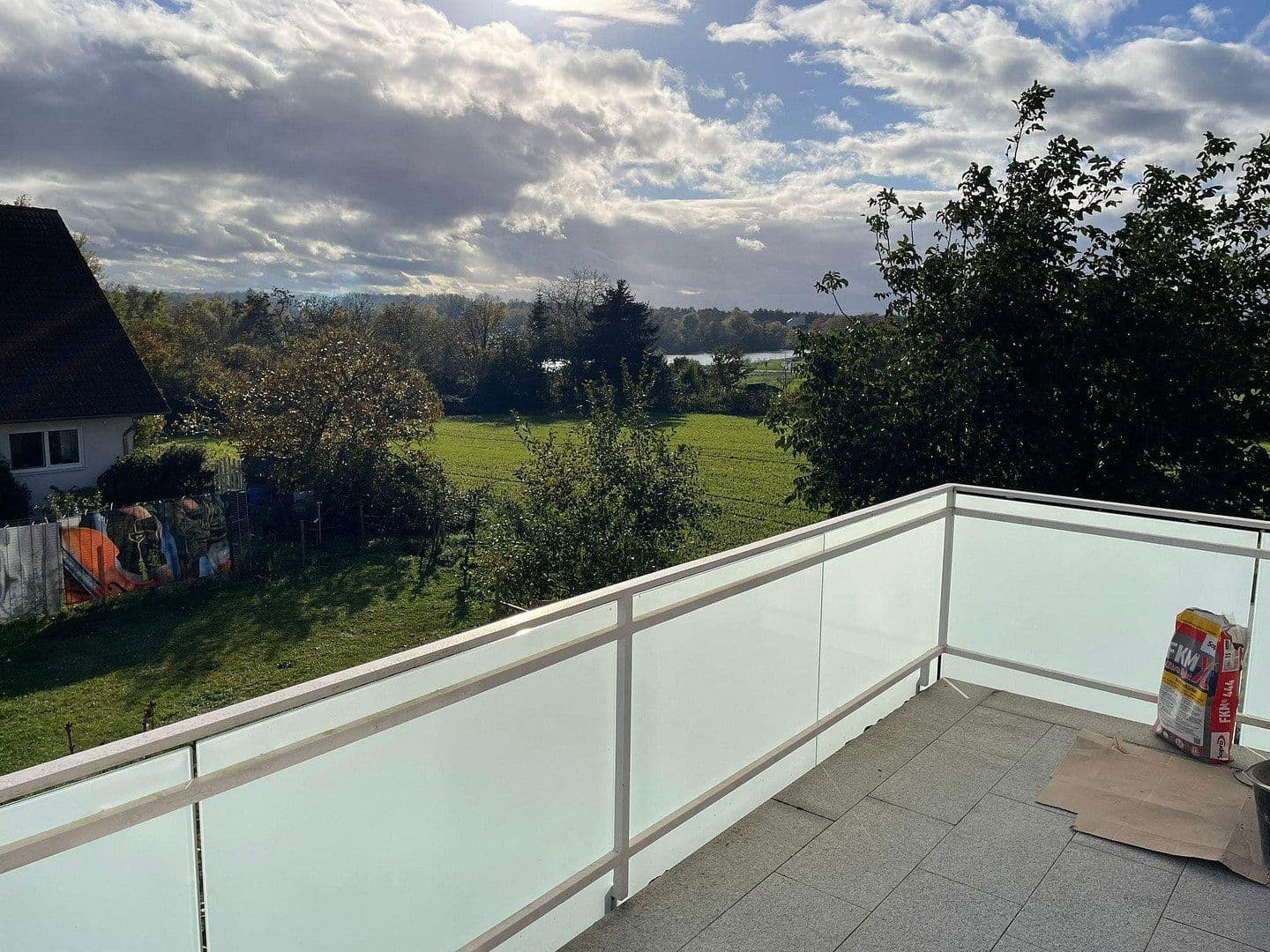 Prenájom bytu 3-izbový 115 m², Karlstein am Main, Bavorsko Prenájom bytu 3-izbový 115 m², Karlstein am Main, Bavorsko